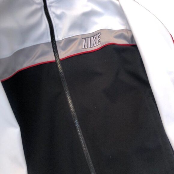 Vitntage Nike Windbreaker Jacket Small Black/White/Cream - Picture 7 of 11